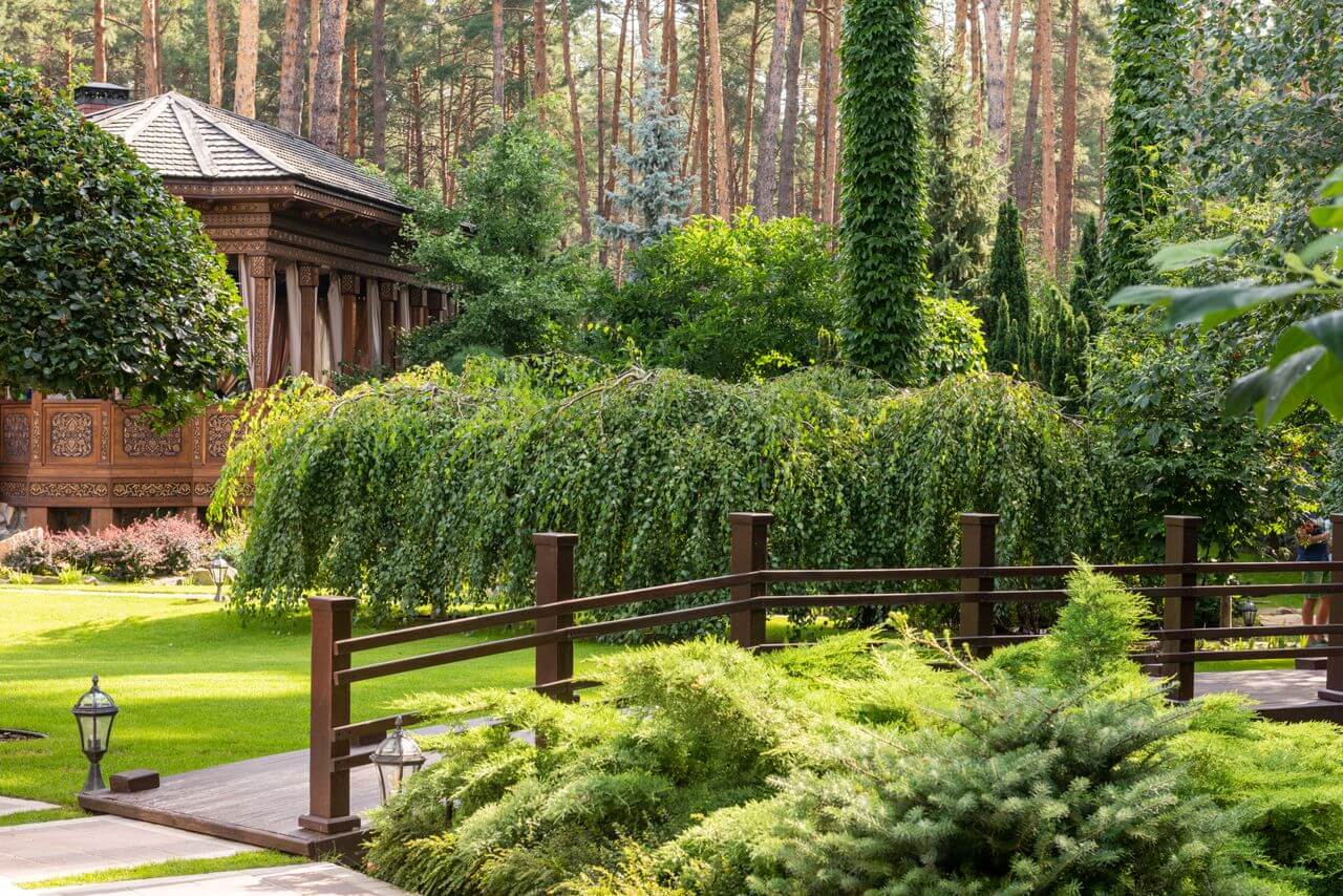best commercial landscaping near me